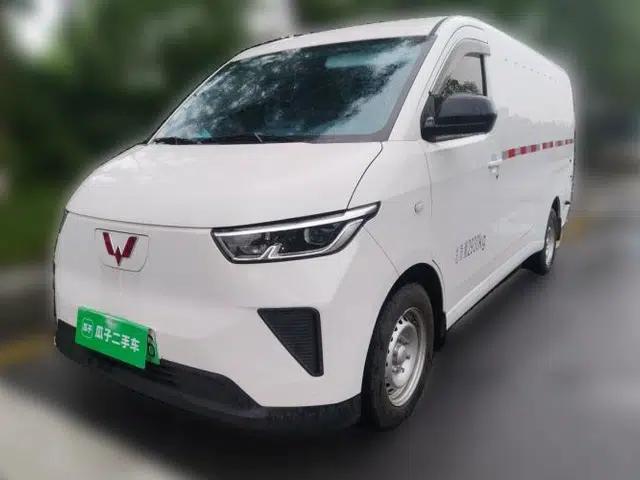 Wuling Yangguang 2024 300km Range Practical Window-Sealed Version 60kW