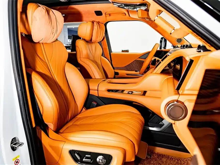 Looking up at the 2023 U8 Luxury Edition — миниатюра 21
