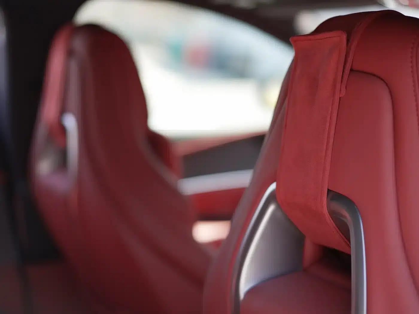 Looking up at the U7 2025 EV five-seater luxury edition — миниатюра 11