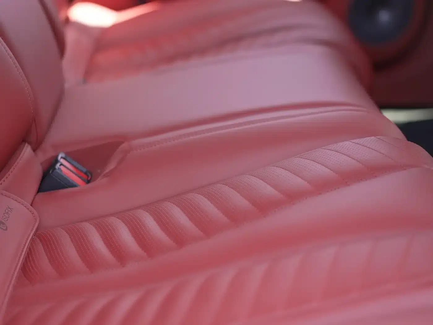 Looking up at the U7 2025 EV five-seater luxury edition — миниатюра 12