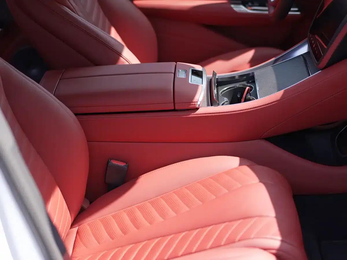 Looking up at the U7 2025 EV five-seater luxury edition — миниатюра 16