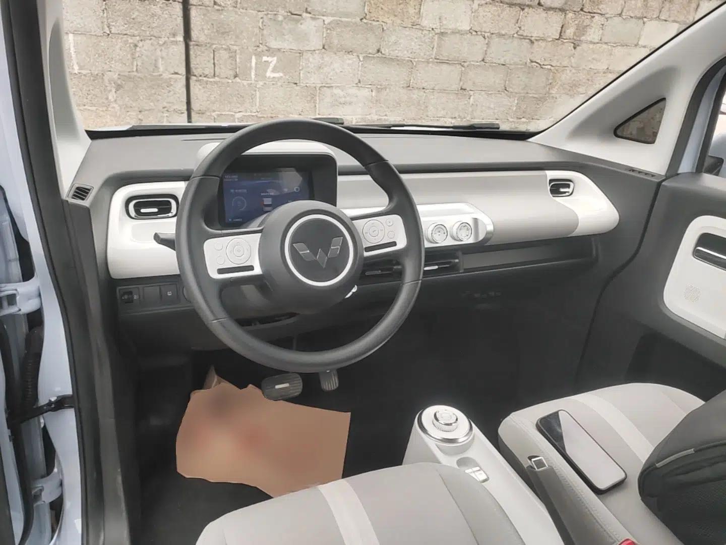 Wuling Air ev 2023 – Two-Seater - Standard Edition — миниатюра 13