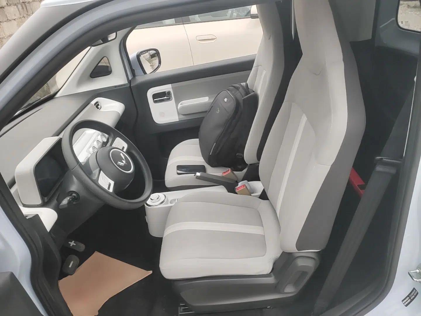 Wuling Air ev 2023 – Two-Seater - Standard Edition — миниатюра 20