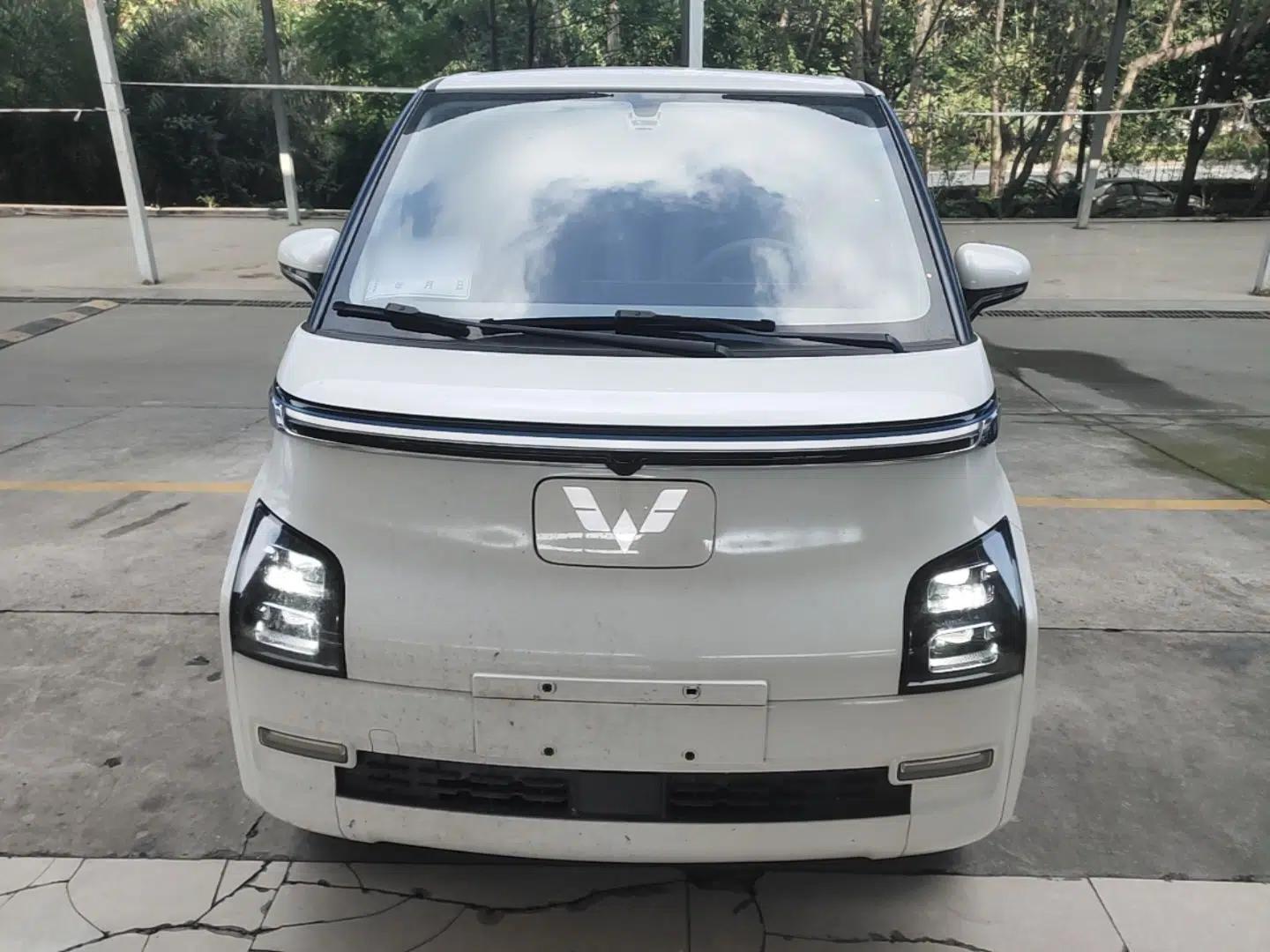 Wuling Air ev 2023 - Four Seats - Advanced Edition — миниатюра 2
