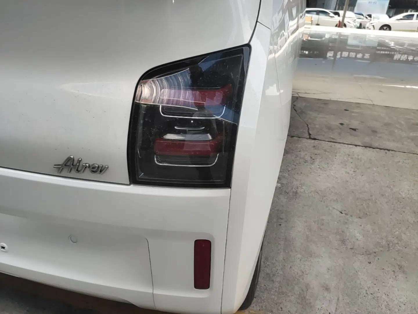 Wuling Air ev 2023 - Four Seats - Advanced Edition — миниатюра 7