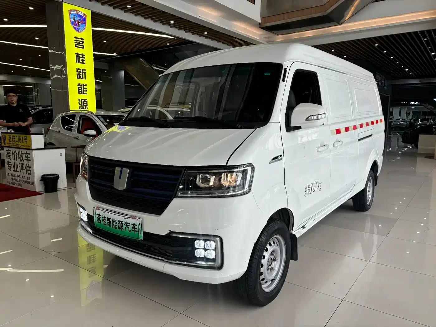 Remote E5 2022 E5L Pure Electric Van - Guoxuan 39.9kWh — миниатюра 1