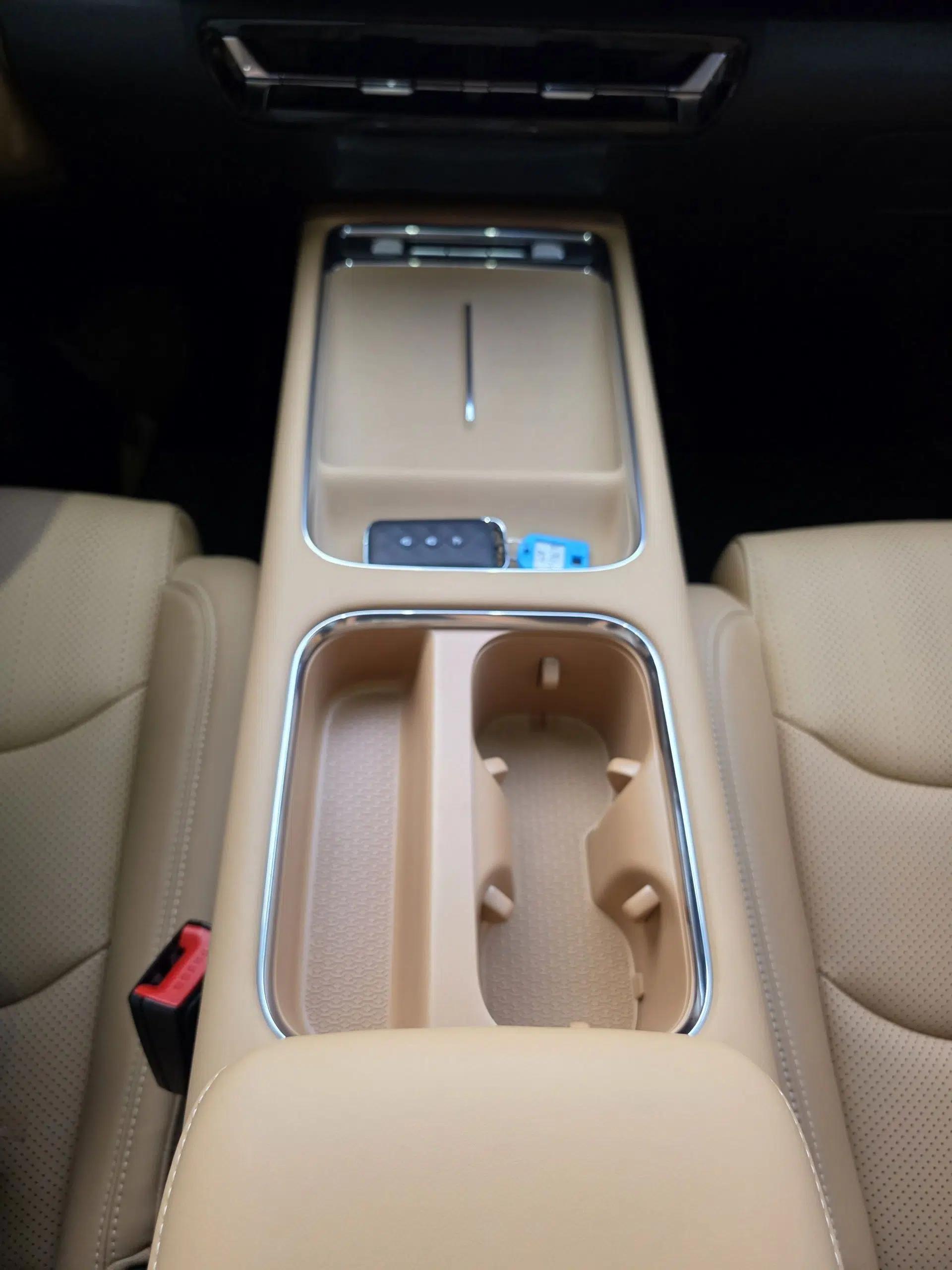 Wuling Xingguang 560 New Energy 2026 Model, Plug-in Hybrid, 125 km, Luxury Version — миниатюра 27