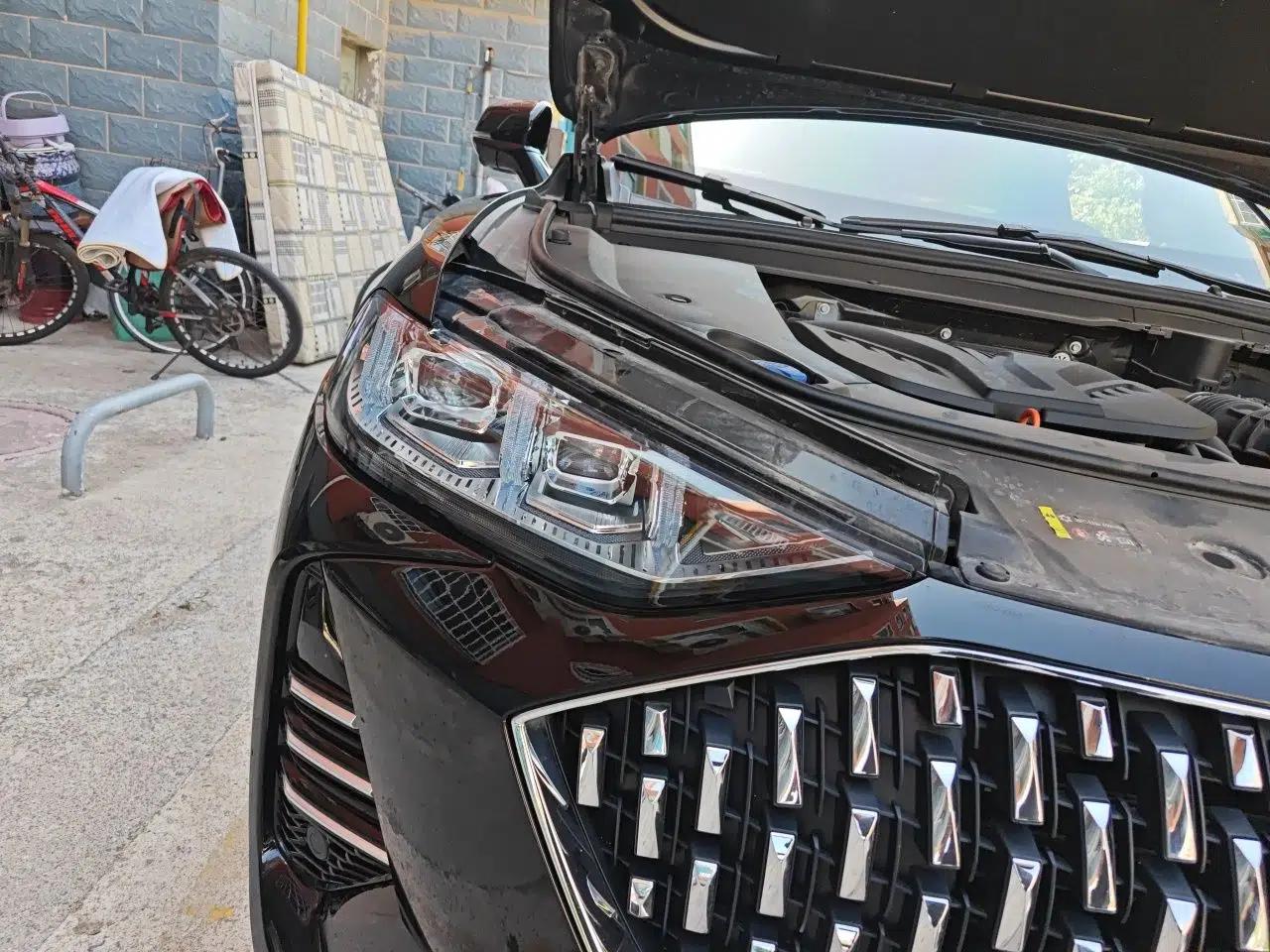 Wey Mocha 2021 2.0T Two-Wheel-Drive Ultra-Strong Version — миниатюра 7