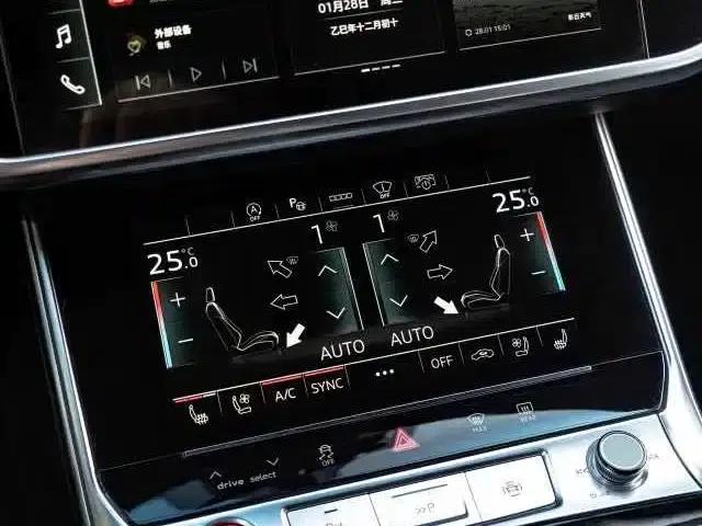 2021 Audi RS 6 RS 6 4.0T Avant — миниатюра 14
