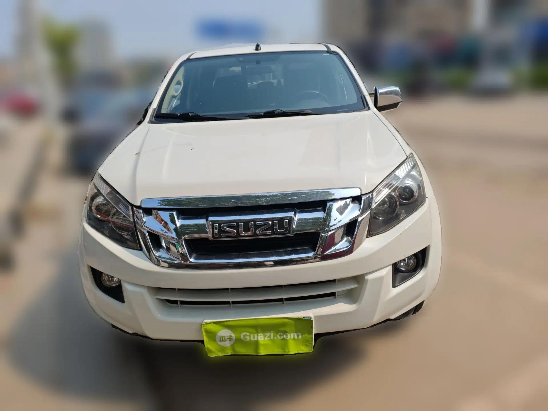 Isuzu D-MAX 2015 2.5T Two-Wheel Drive Automatic High-Performance Elite Version 4JK1 — миниатюра 2