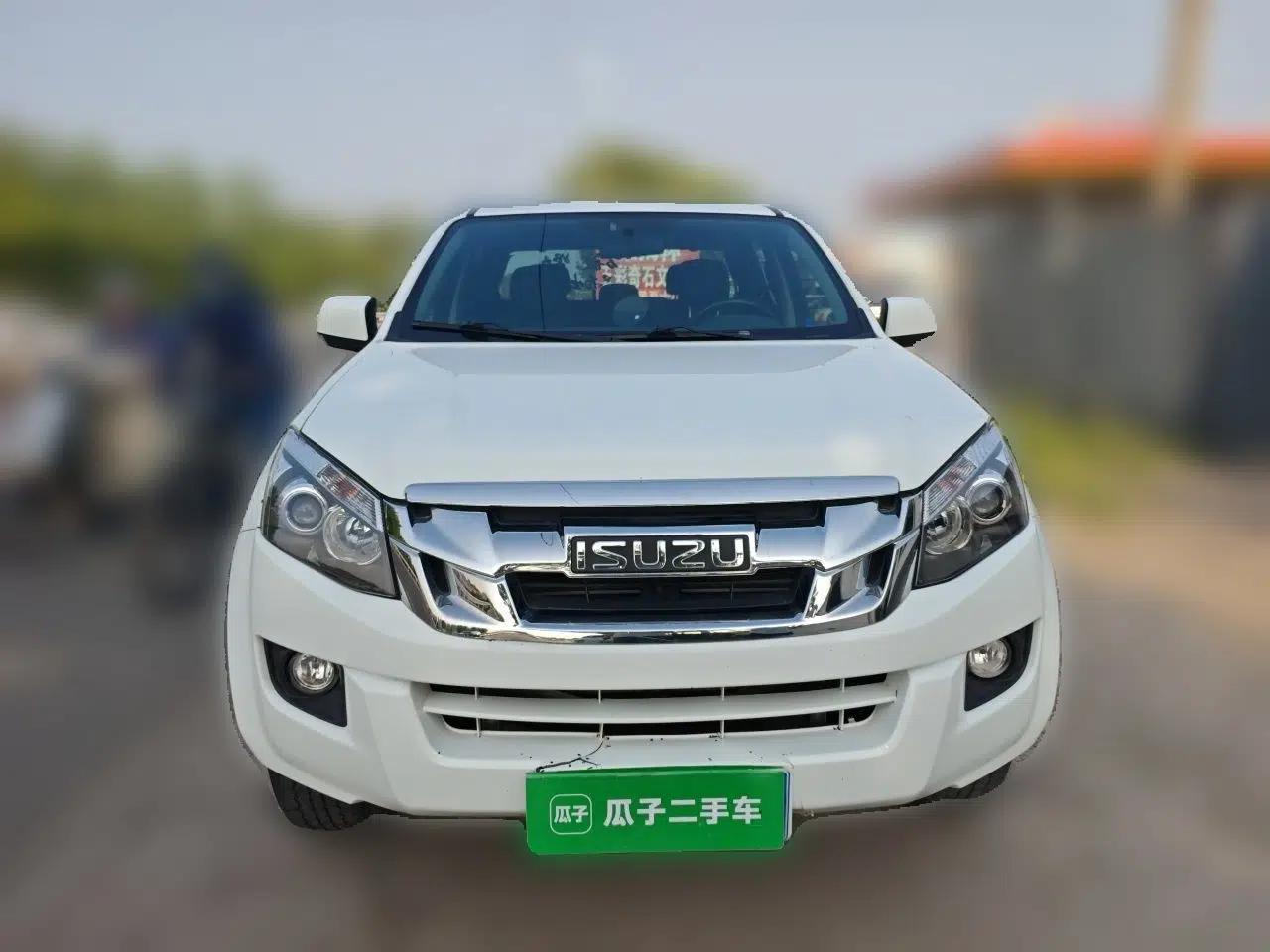 Isuzu D-MAX 2020 2.5T Two-Wheel Drive Manual Flagship Version China VI Emission Standard Extended Length JE4D25Q6A — миниатюра 2