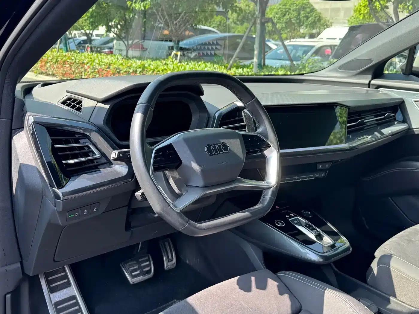 Audi Q5 e-tron 2022 50 e-tron quattro Glory Edition Mech Suit Sun Chaser Edition — миниатюра 8