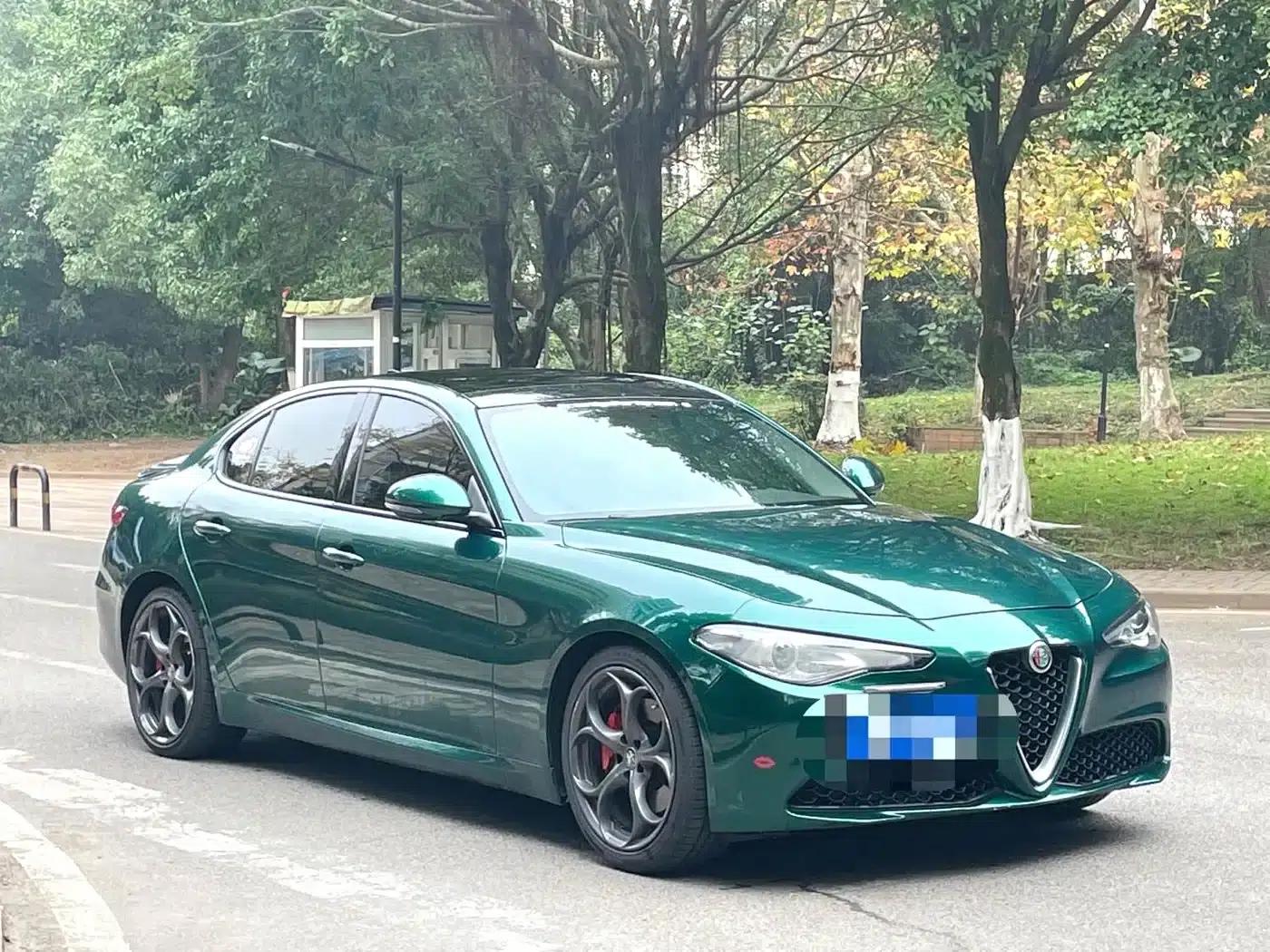 Giulia Juliet 2017 2.0T 280HP Luxury Edition — миниатюра 3