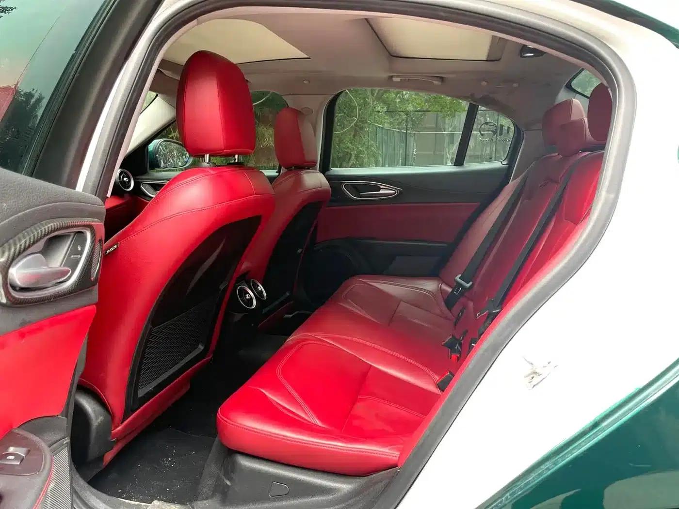 Giulia Juliet 2017 2.0T 280HP Luxury Edition — миниатюра 10
