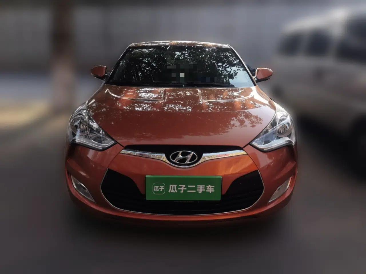 Hyundai Veloster 2012 1.6L Automatic Luxury Edition — миниатюра 2
