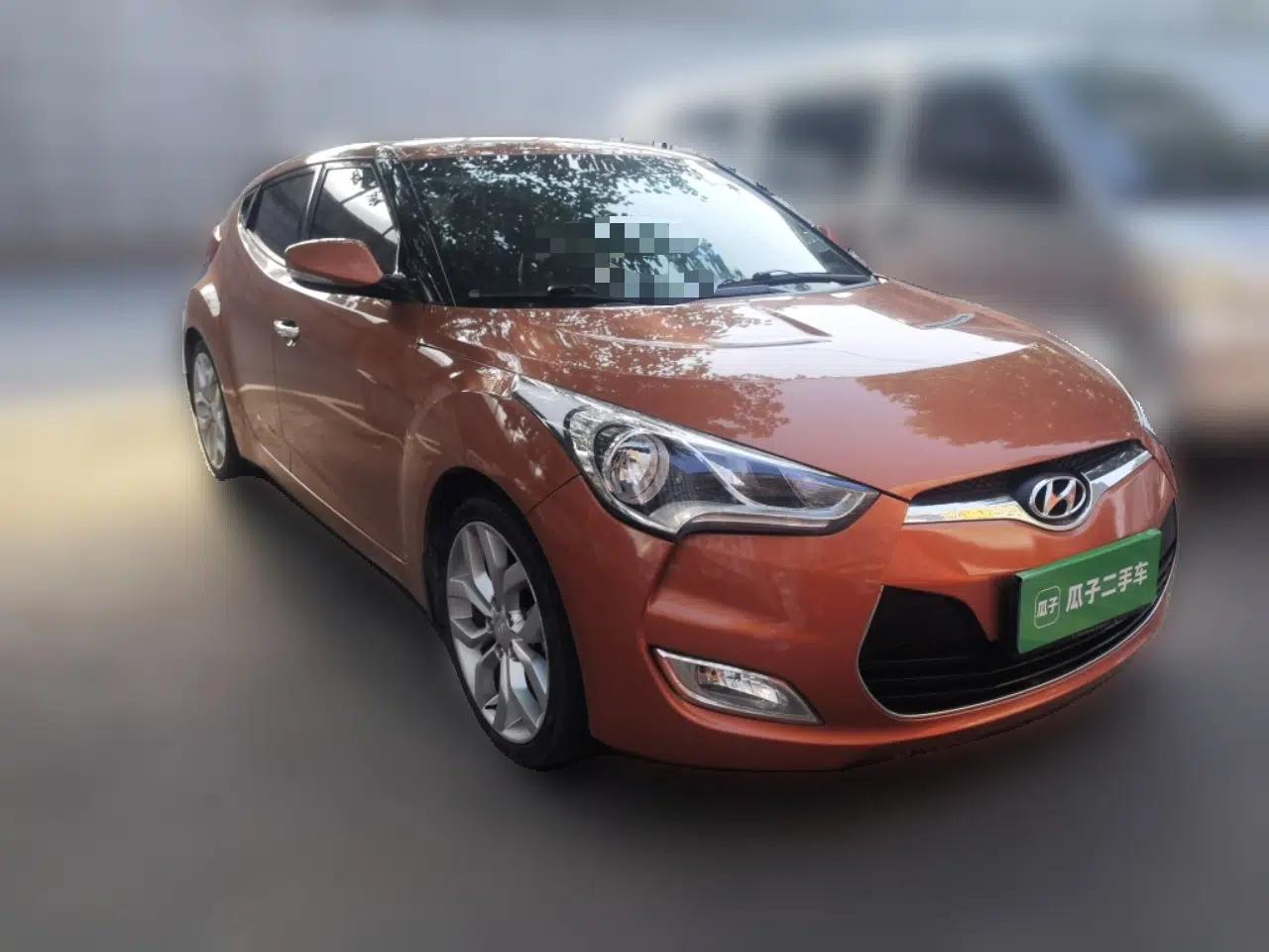 Hyundai Veloster 2012 1.6L Automatic Luxury Edition — миниатюра 3
