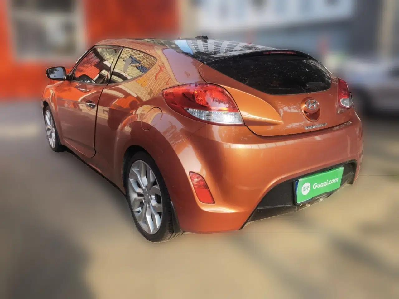 Hyundai Veloster 2012 1.6L Automatic Luxury Edition — миниатюра 4
