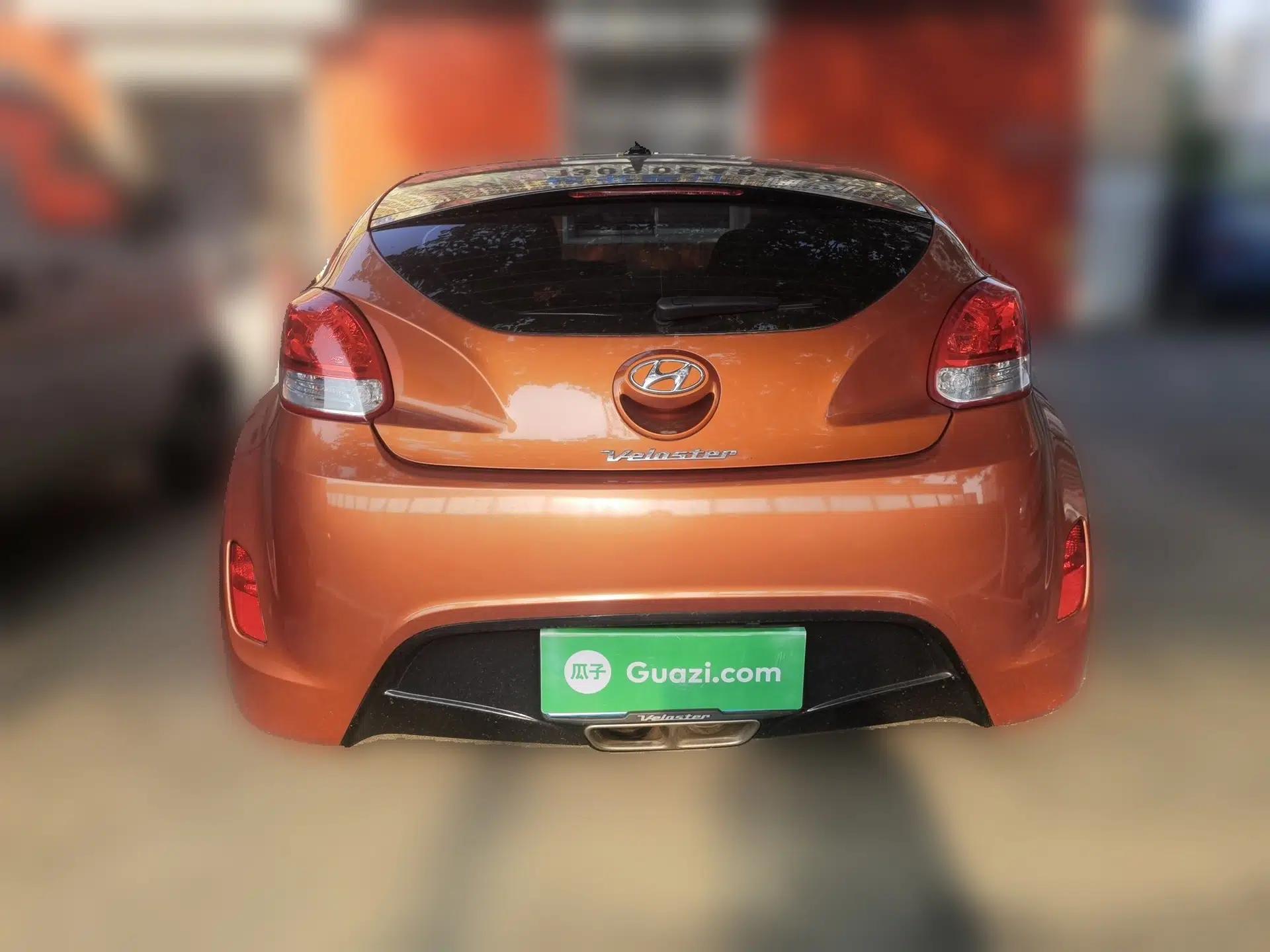 Hyundai Veloster 2012 1.6L Automatic Luxury Edition — миниатюра 5
