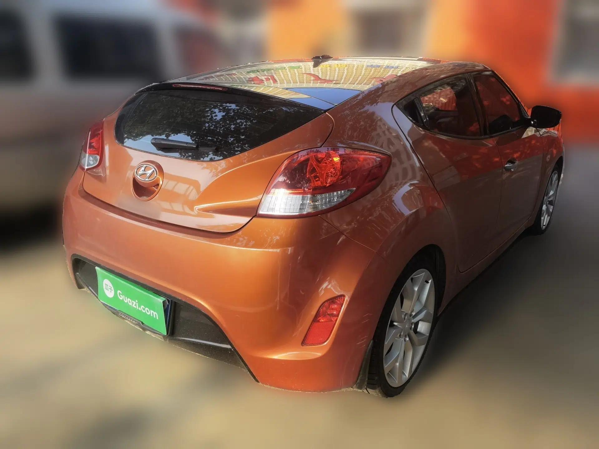 Hyundai Veloster 2012 1.6L Automatic Luxury Edition — миниатюра 6