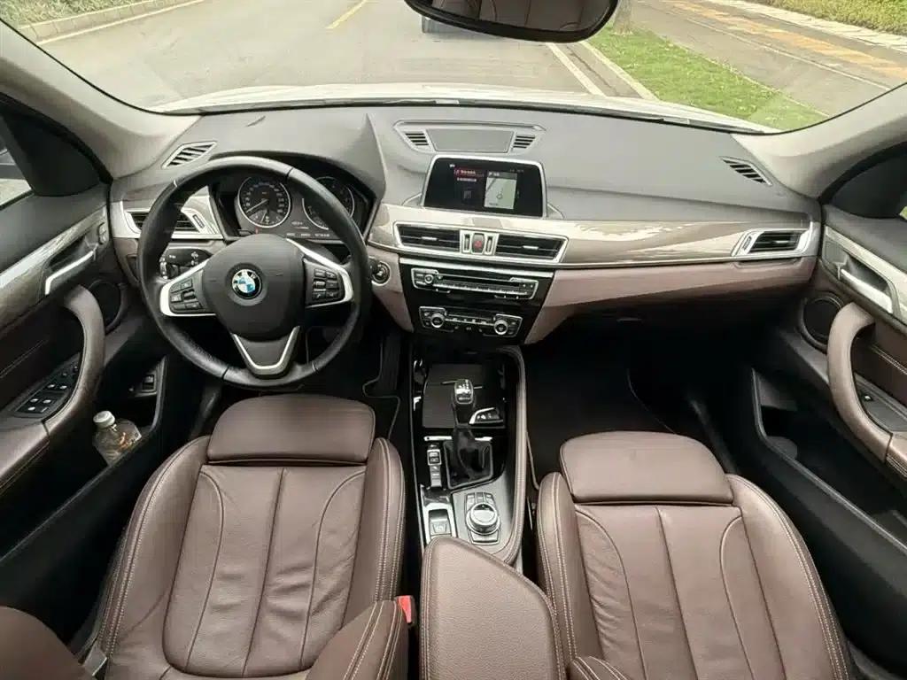 BMW X1 PHEV 2018 xDrive25Le Luxury — миниатюра 7