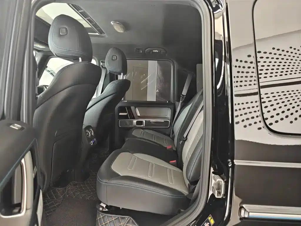 Mercedes-Benz G-Class PHEV 2025 G580 First Edition — миниатюра 8