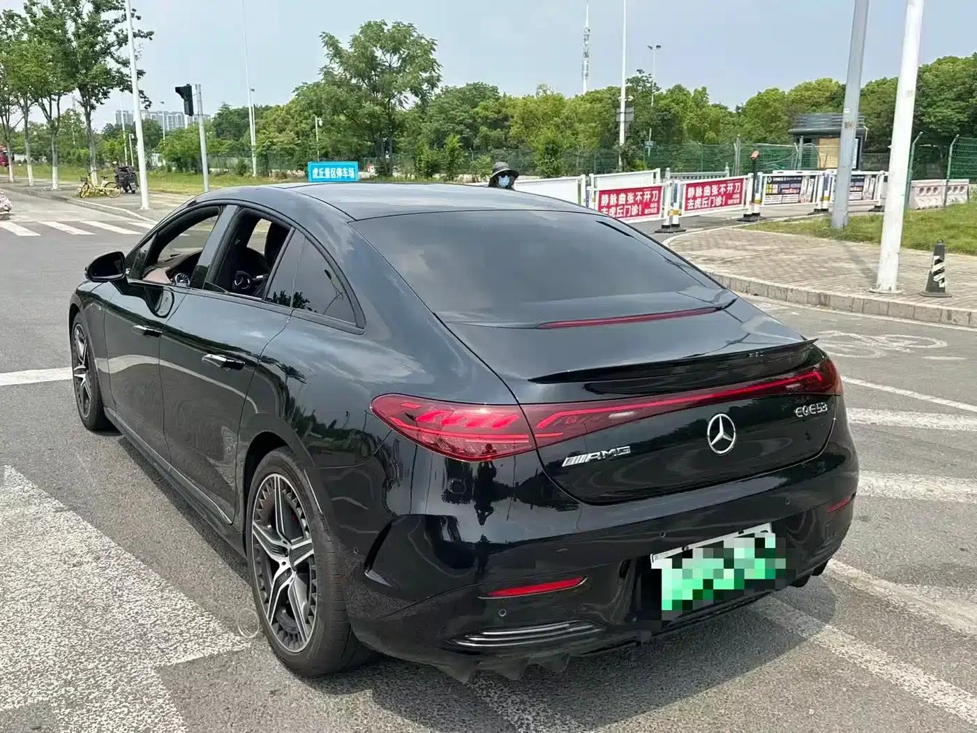 2023 Mercedes-Benz EQE AMG 53 4MATIC+ — миниатюра 4