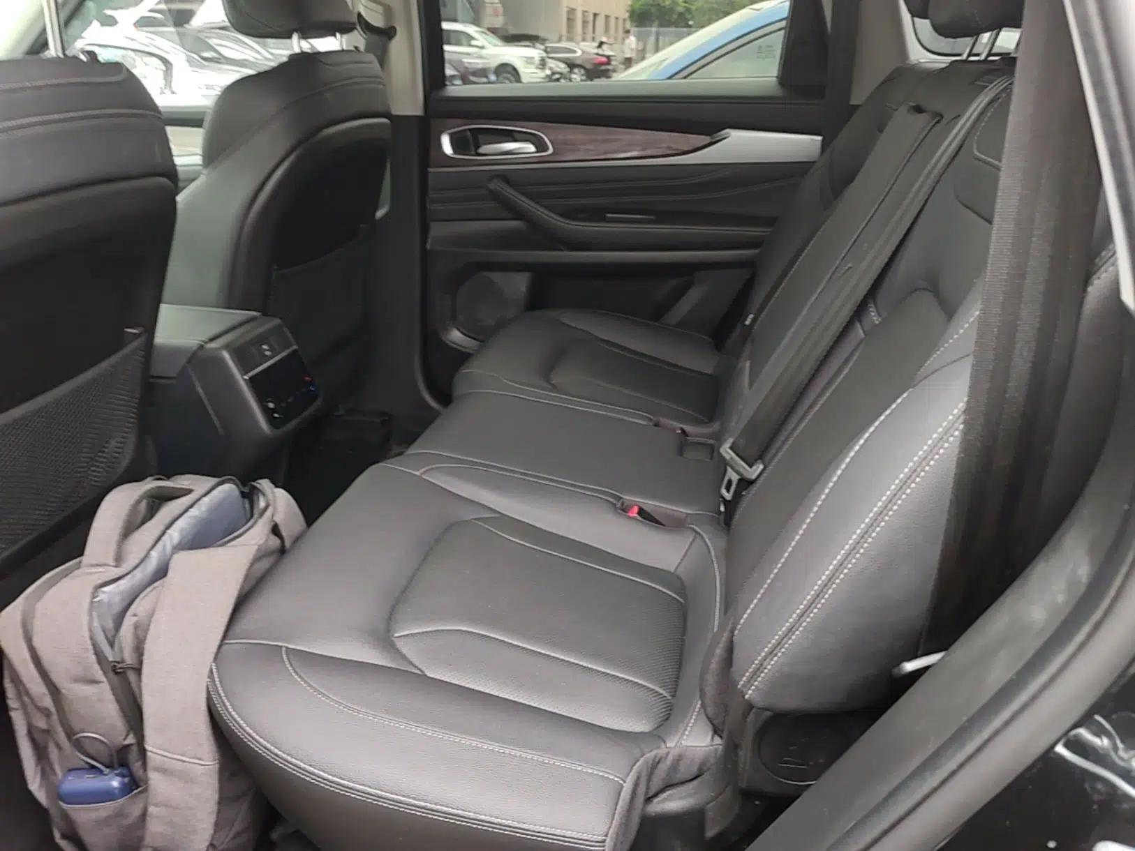 EXEED Lanyue 2021 400T Four-Wheel Drive Starlight Pro Edition 7 Seats — миниатюра 20