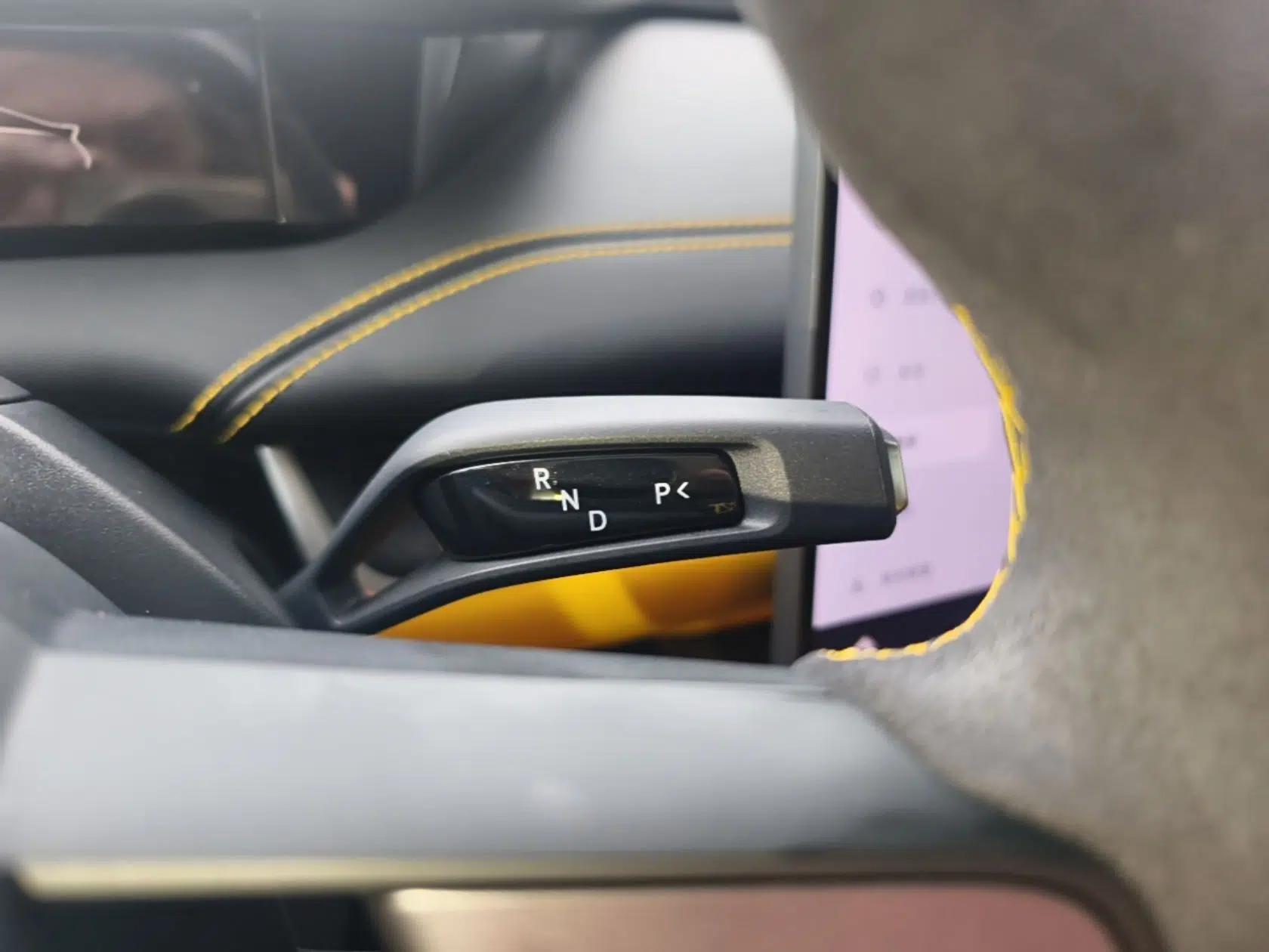 Xiaomi Auto SU7 Ultra 2025 Ultra Model — миниатюра 17