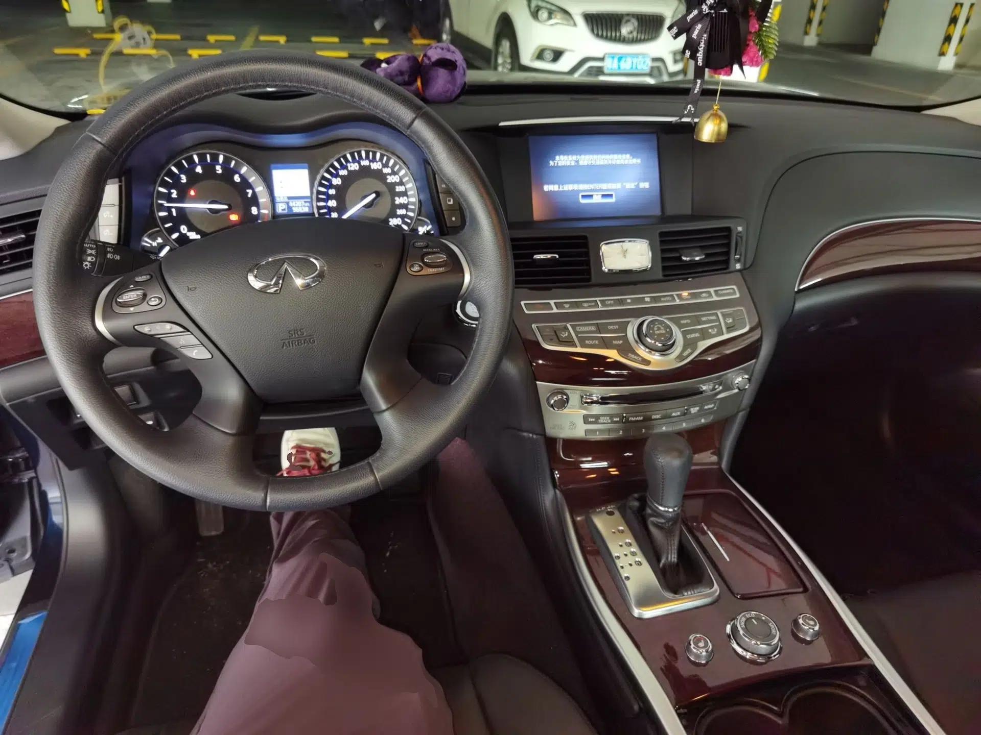 Infiniti Q70 2017 Q70L 2.5L Enjoyment Edition — миниатюра 10