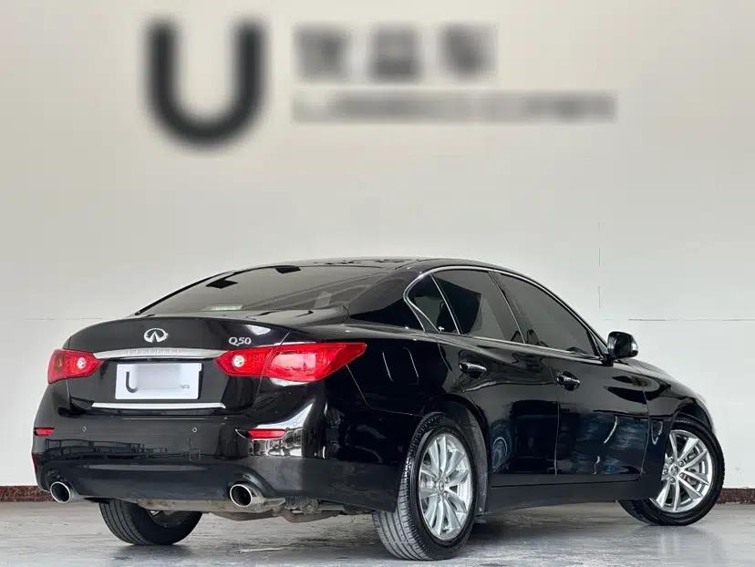 Infiniti Q50 2014 3.7L Comfort Edition — миниатюра 6