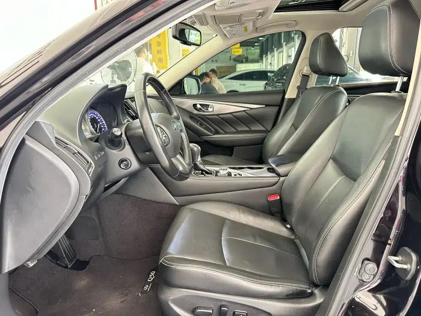 Infiniti Q50 2014 3.7L Comfort Edition — миниатюра 8