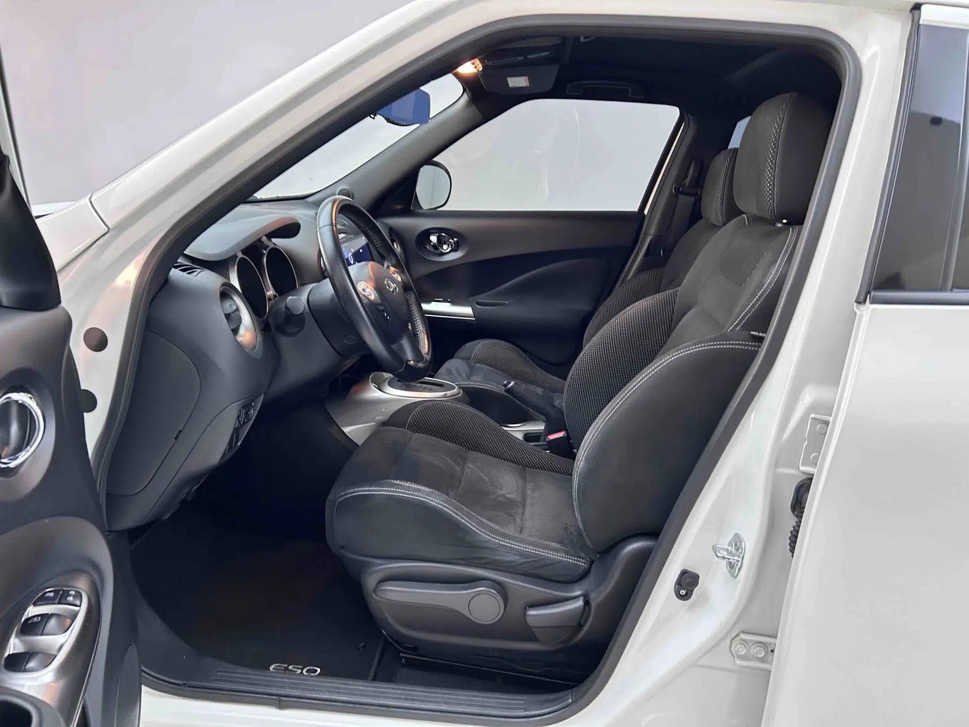 Infiniti ESQ 2014 1.6L Spontaneous Edition — миниатюра 15