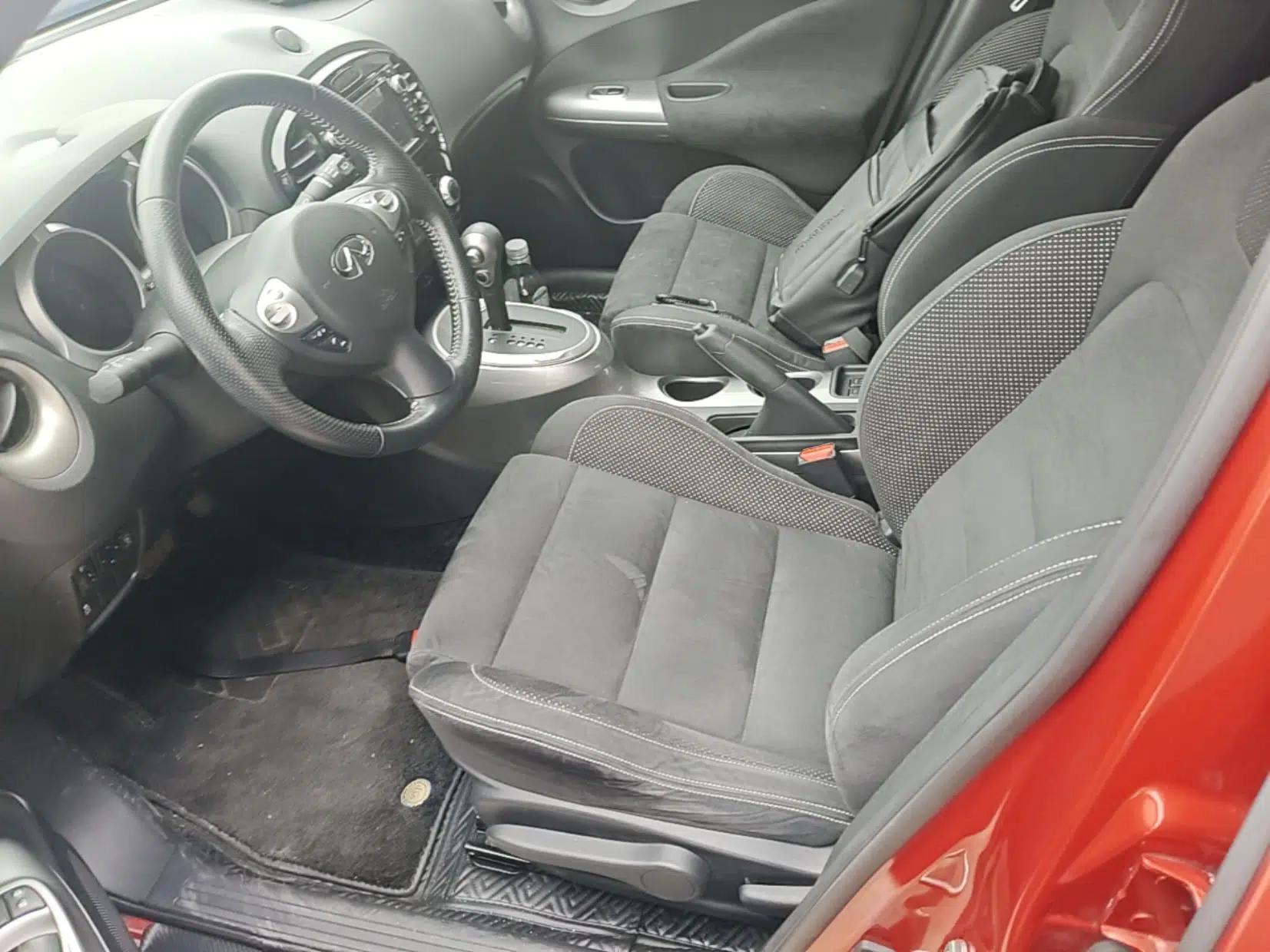 Infiniti ESQ 2014 1.6L Spontaneous Edition — миниатюра 18