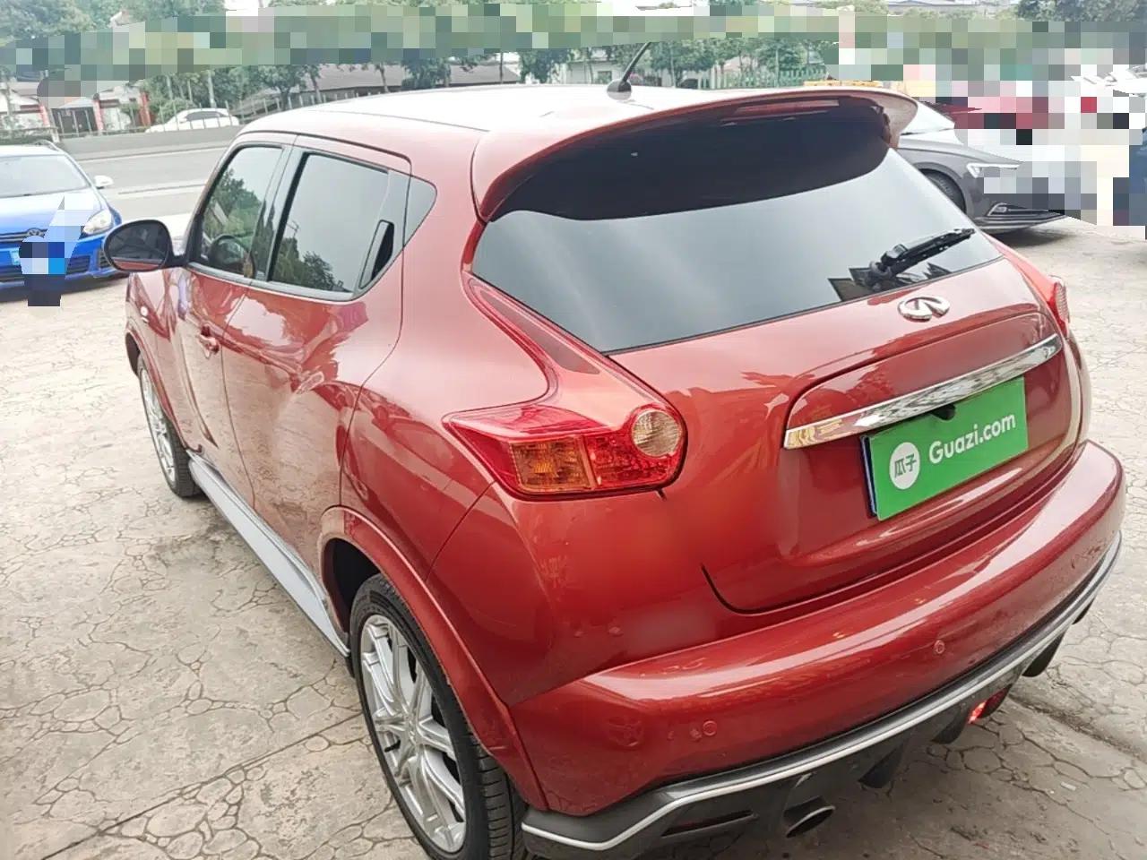 Infiniti ESQ 2014 1.6L Spontaneous Edition — миниатюра 4