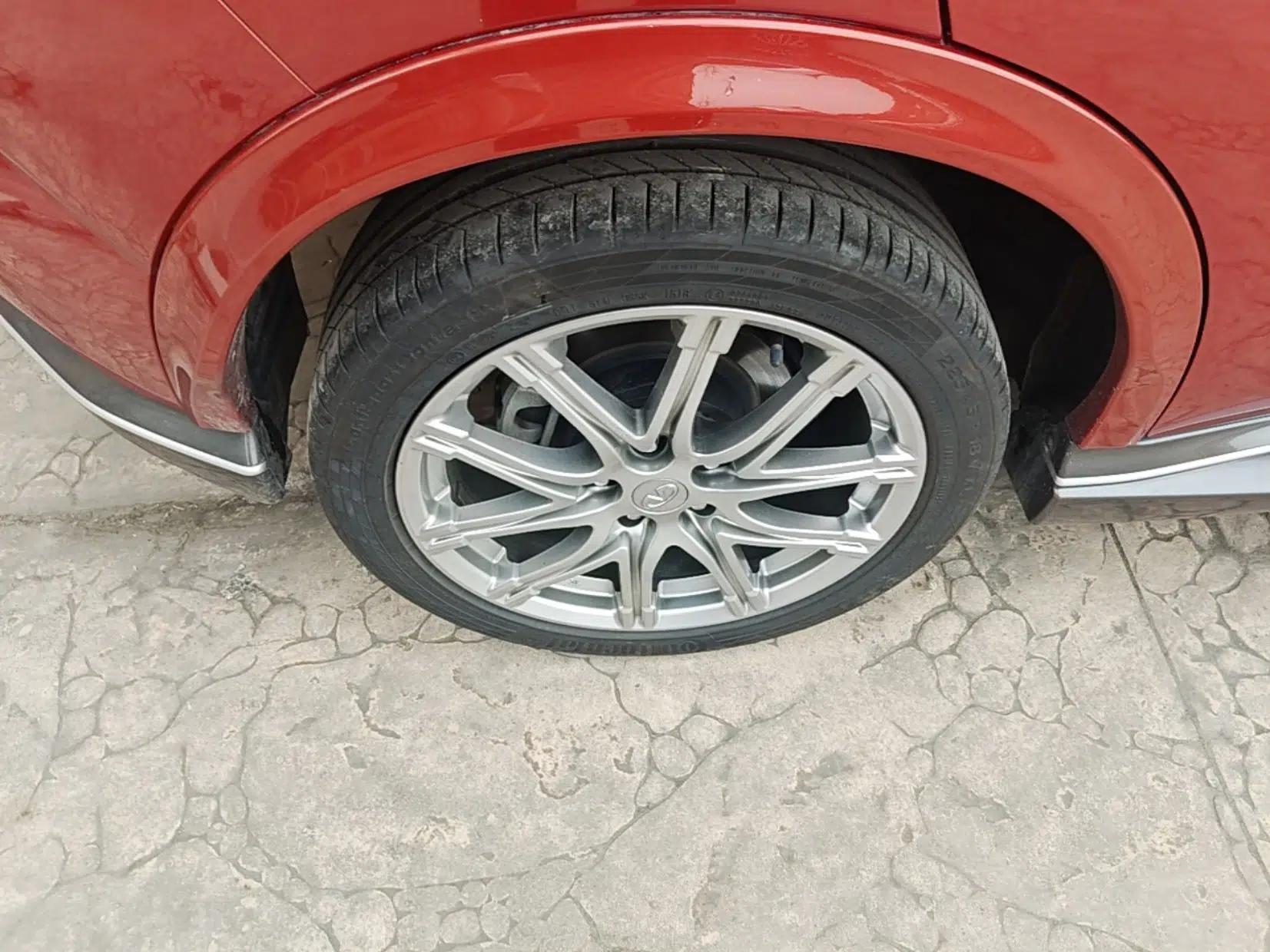 Infiniti ESQ 2014 1.6L Spontaneous Edition — миниатюра 10