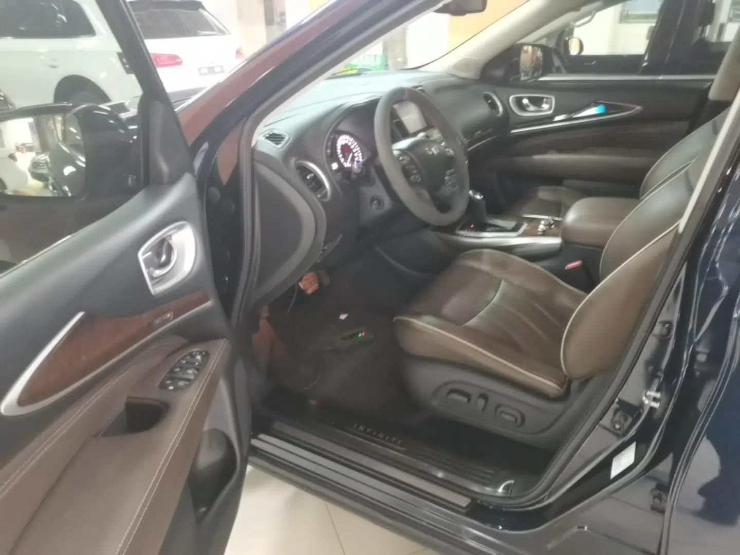 Infiniti QX60 2018 2.5 S/C Hybrid Two-Wheel-Drive Excellence Edition China VI Standard — миниатюра 19