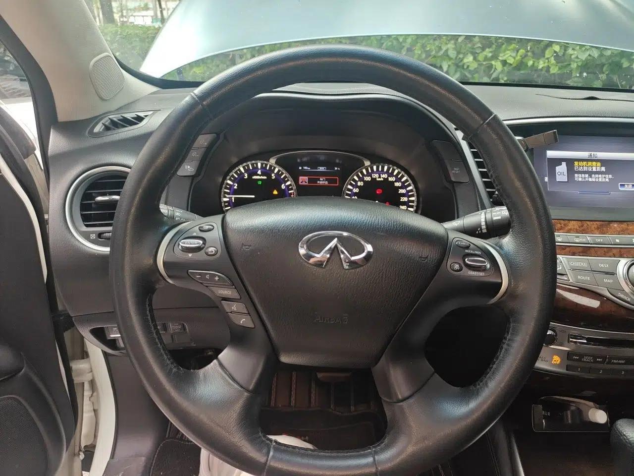 Infiniti QX60 2014 2.5 S/C Hybrid Two-Wheel Drive Excellence Edition — миниатюра 11