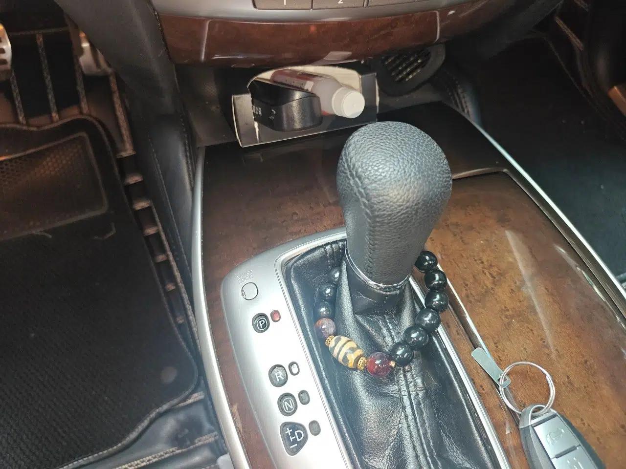 Infiniti QX60 2014 2.5 S/C Hybrid Two-Wheel Drive Excellence Edition — миниатюра 15
