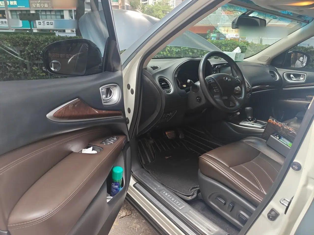 Infiniti QX60 2014 2.5 S/C Hybrid Two-Wheel Drive Excellence Edition — миниатюра 17