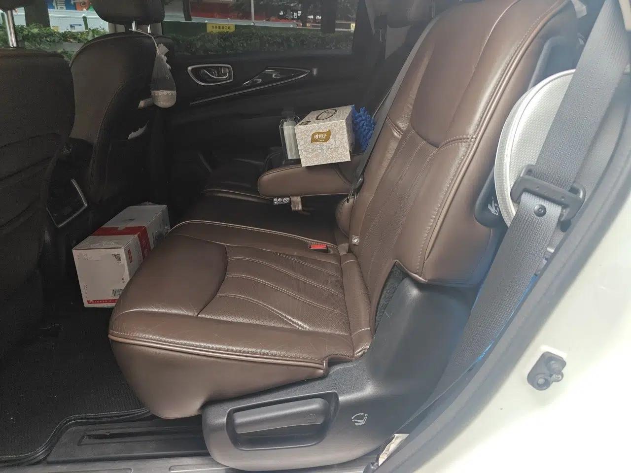Infiniti QX60 2014 2.5 S/C Hybrid Two-Wheel Drive Excellence Edition — миниатюра 18