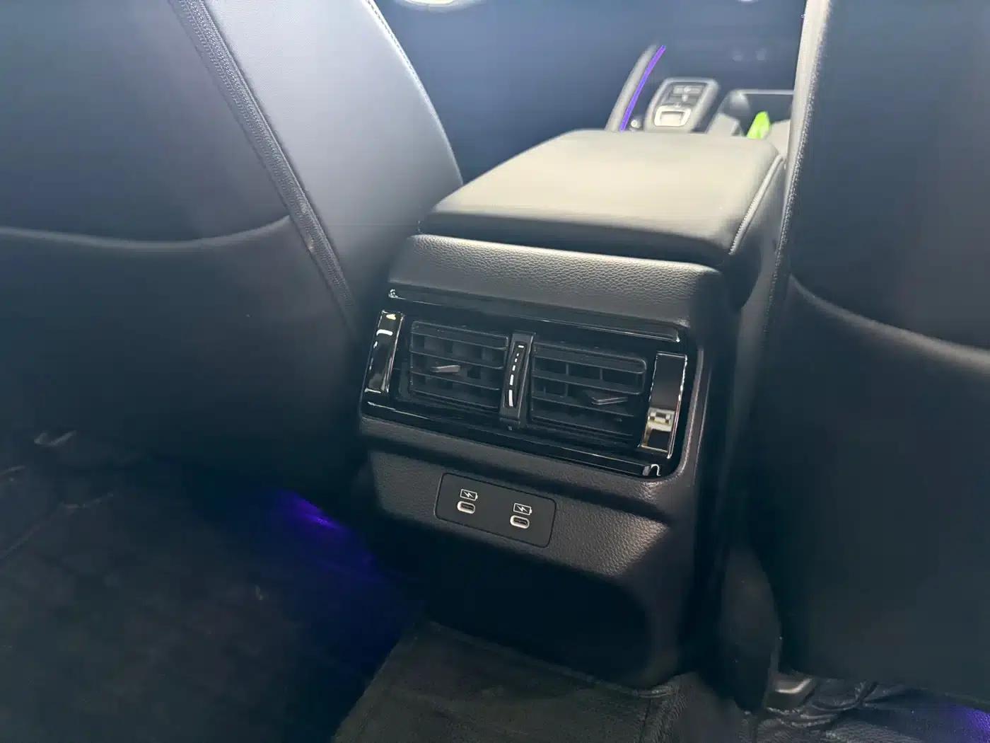 Accord PHEV 2023 2.0L e:PHEV Premium Edition — миниатюра 18