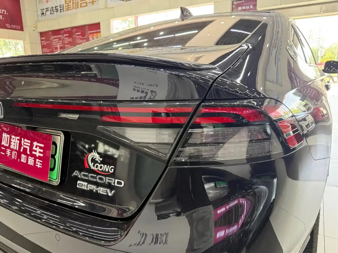 Accord PHEV 2023 2.0L e:PHEV Premium Edition — миниатюра 8