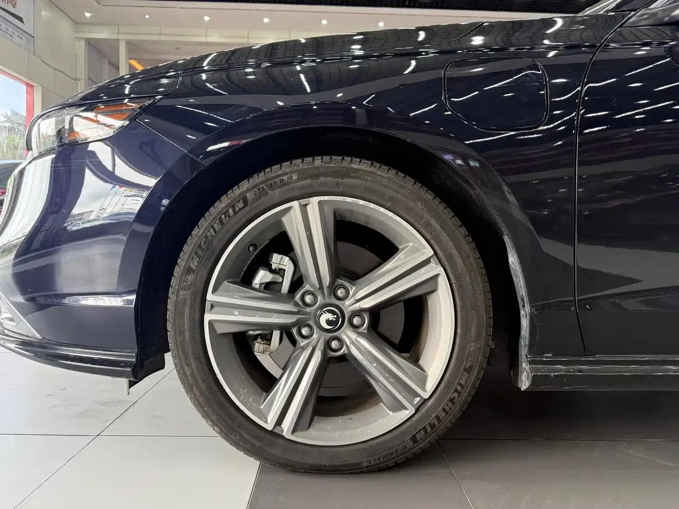 Accord PHEV 2023 2.0L e:PHEV Premium Edition — миниатюра 9