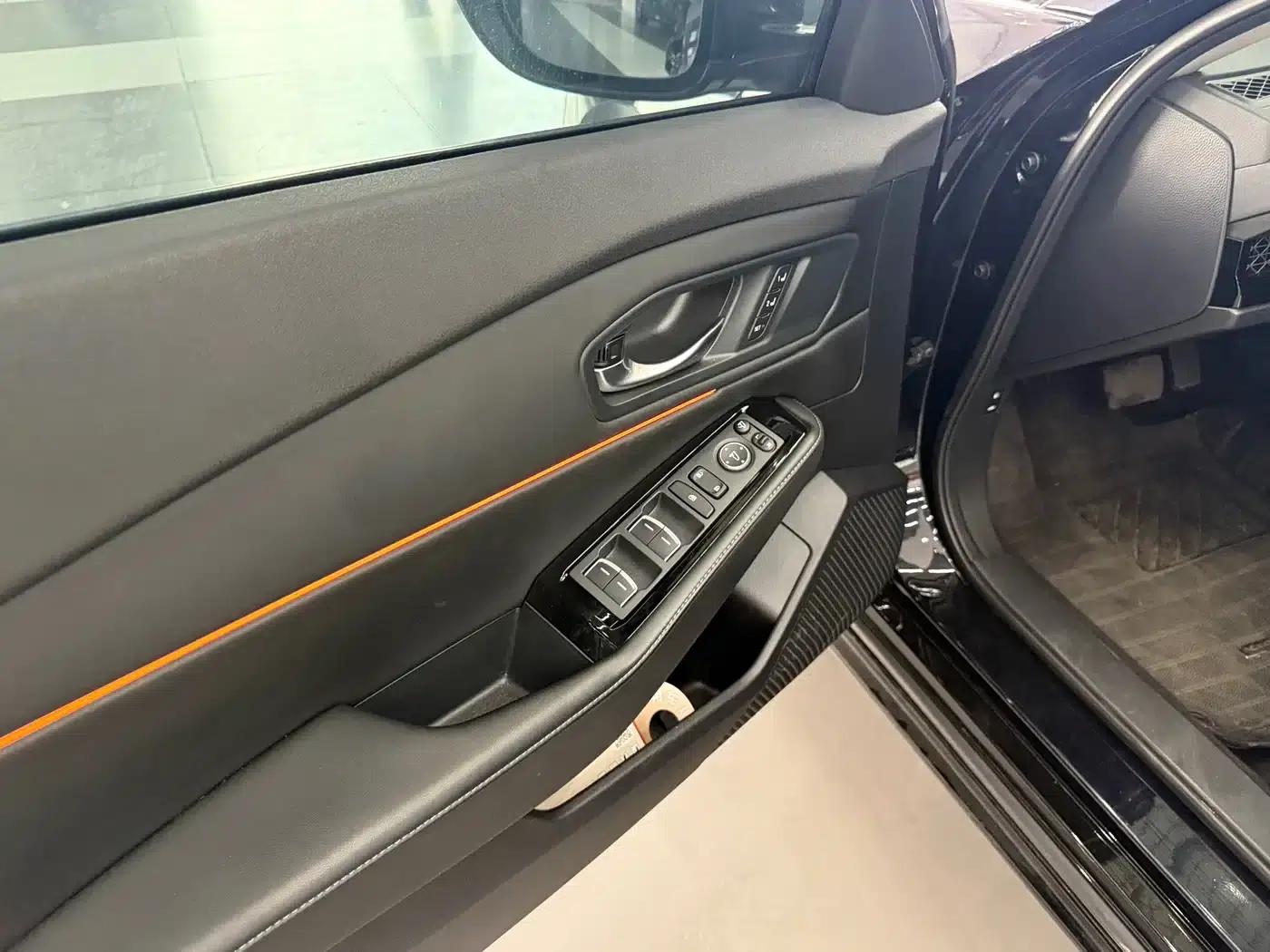 Accord PHEV 2023 2.0L e:PHEV Premium Edition — миниатюра 10