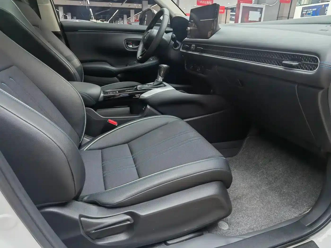 Honda HR-V 2024 240TURBO Sporty Edition — миниатюра 11