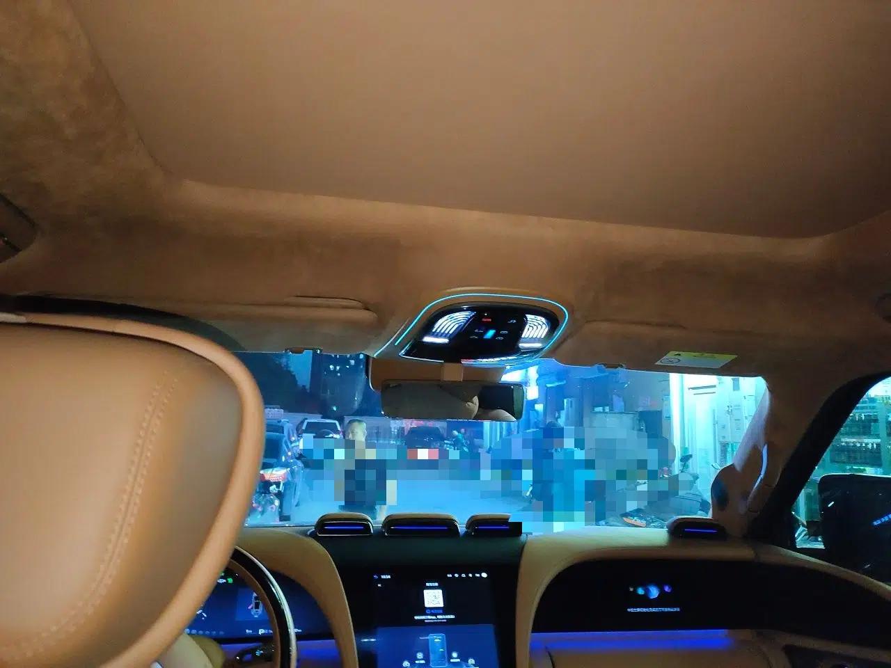 Yangwang U8 2023 Luxury Edition — миниатюра 19