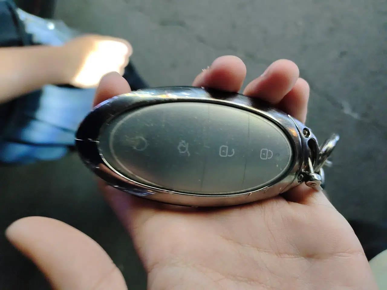 Yangwang U8 2023 Luxury Edition — миниатюра 9
