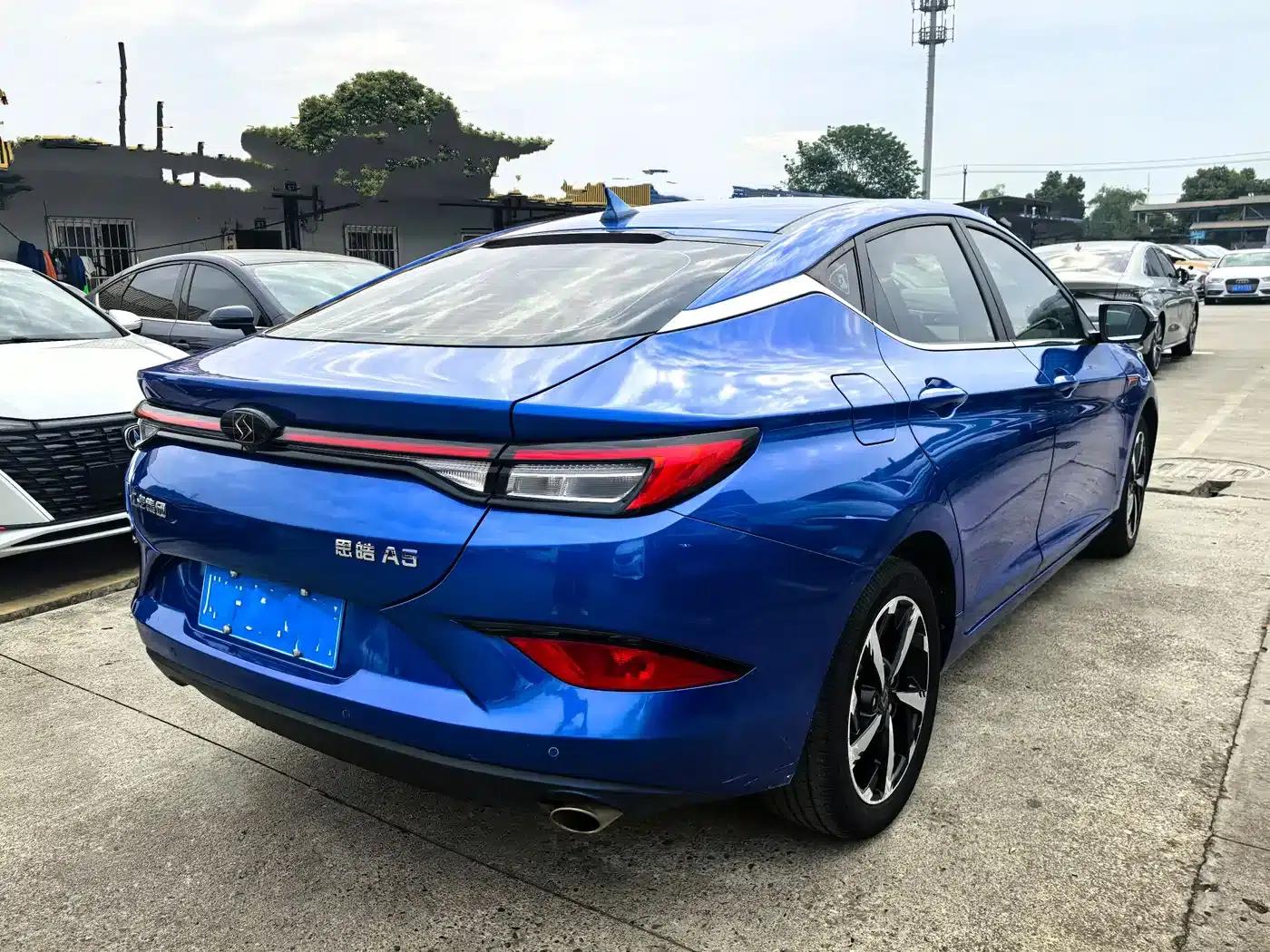 Sihao A5 2021 1.5T CVT Premium Intelligent Connected Edition — миниатюра 6