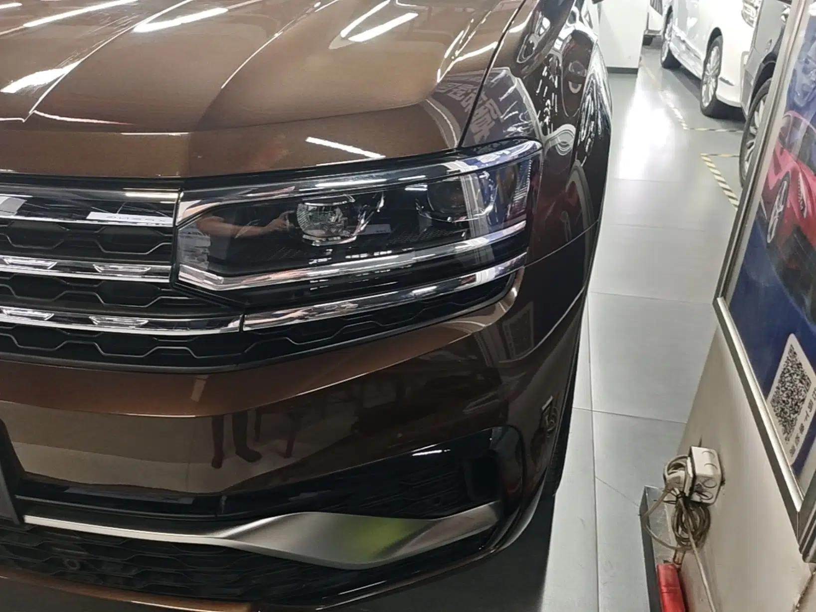 Volkswagen Teramont X 2019 380TSI Four-Wheel Drive Prestige Luxury Edition — миниатюра 2