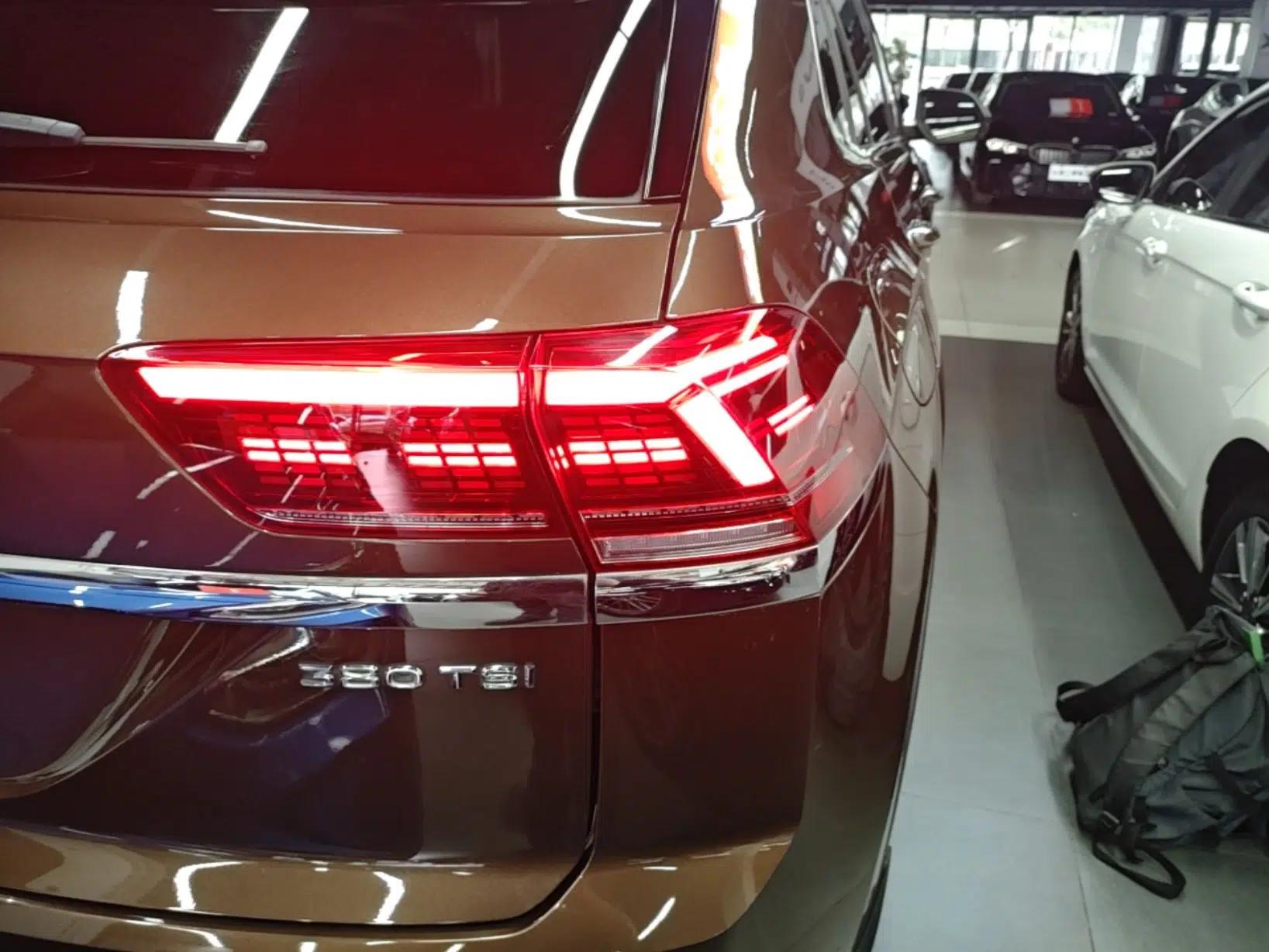 Volkswagen Teramont X 2019 380TSI Four-Wheel Drive Prestige Luxury Edition — миниатюра 3